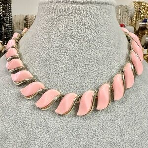 Vintage Signed Gem-Craft Pink Thermoset Gold Tone Necklace 1950's 1960's